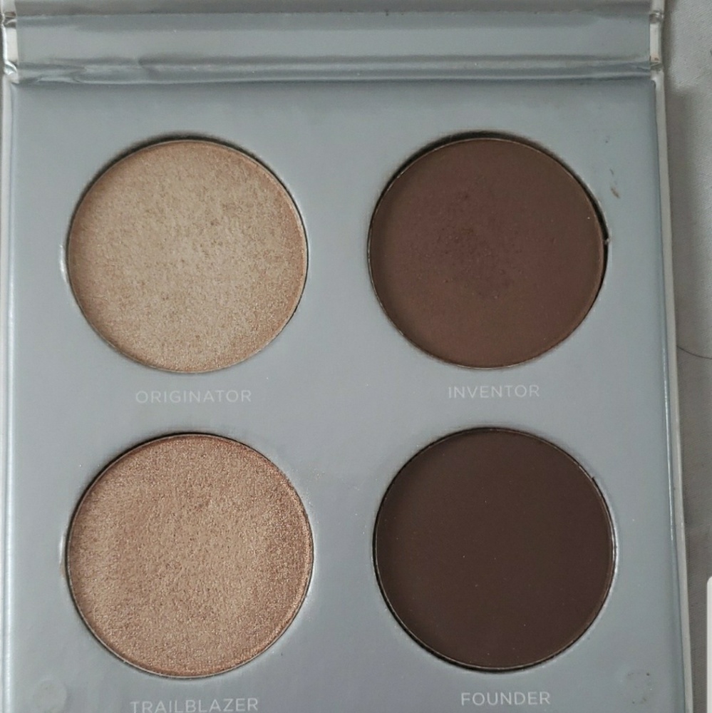 Pur Cosmetics the Sculptor Face Palette